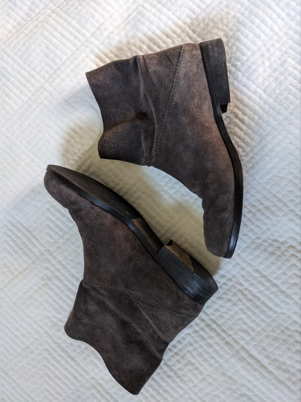 Eileen Fisher Italian Suede Boots Jaunt Bootie Women Size 10 Gray Short Pull On